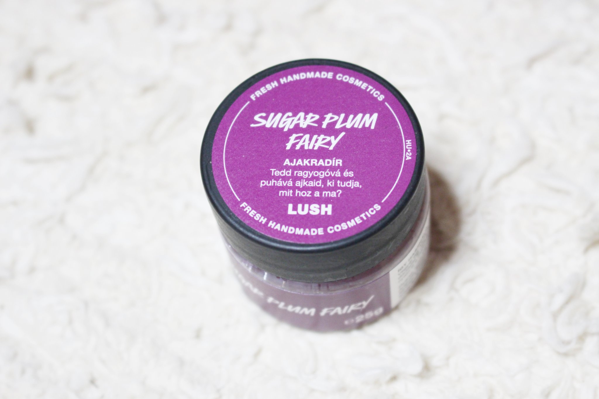 Teszt | LUSH Sugar plum fairy ajakradír